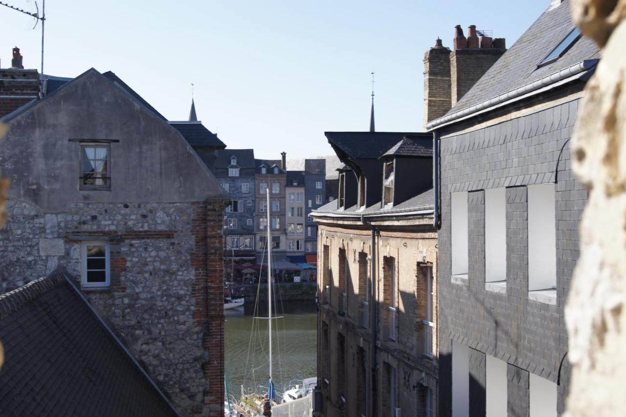 Apartamento Le Perchoir De St-Antoine - Centre Historique D'Honfleur Avec Vue Sur Le Port, Netflix, Jeux, Vinyles Exterior foto
